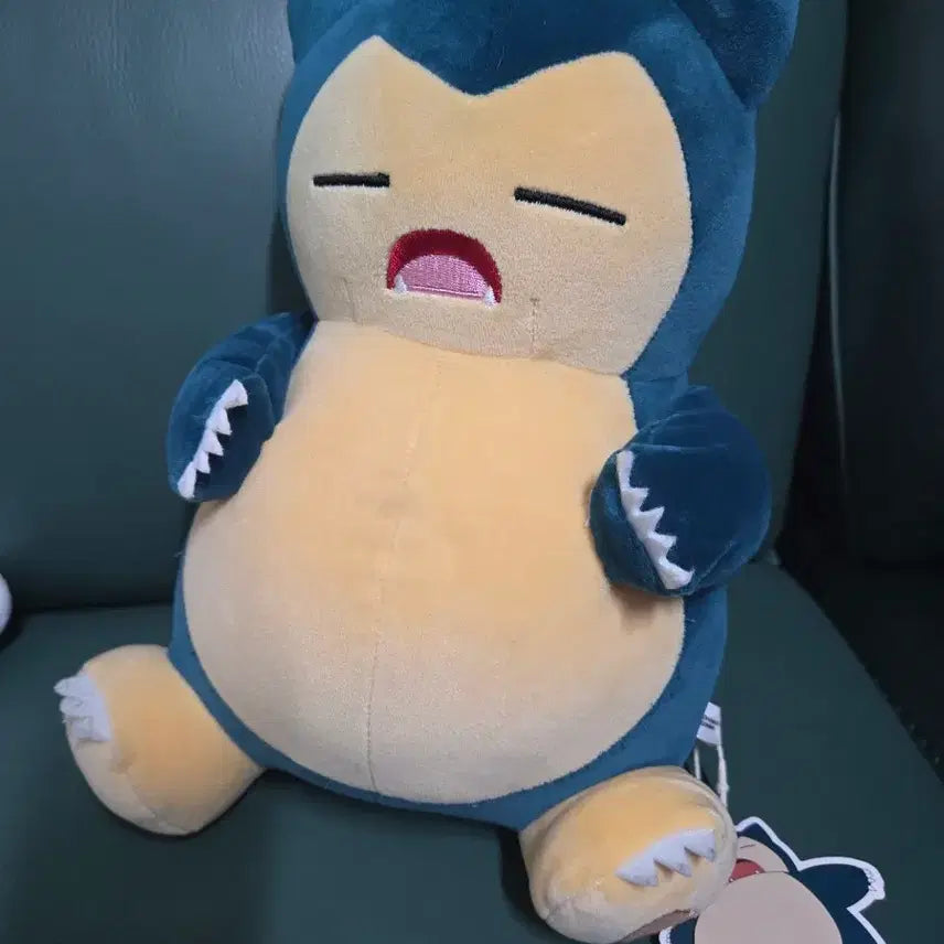 [BUNJANG] Pokemon Snorlax Plush Toy / 포켓몬스터 잠만보 인형 판매합니다