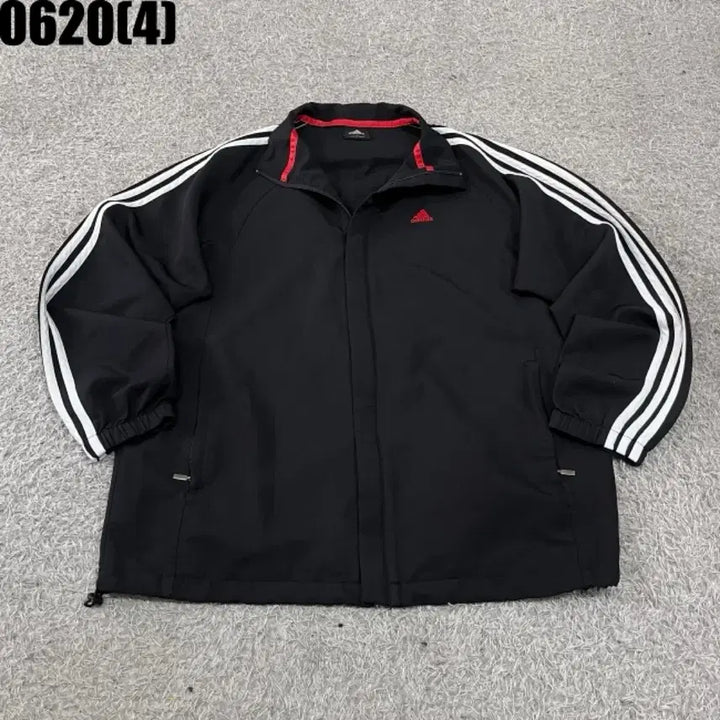 [BUNJANG] Adidas Black Three Stripes Windbreaker (Vintage) / [100] 아디다스 | 블랙 삼선 바람막이 (빈티지 0620)