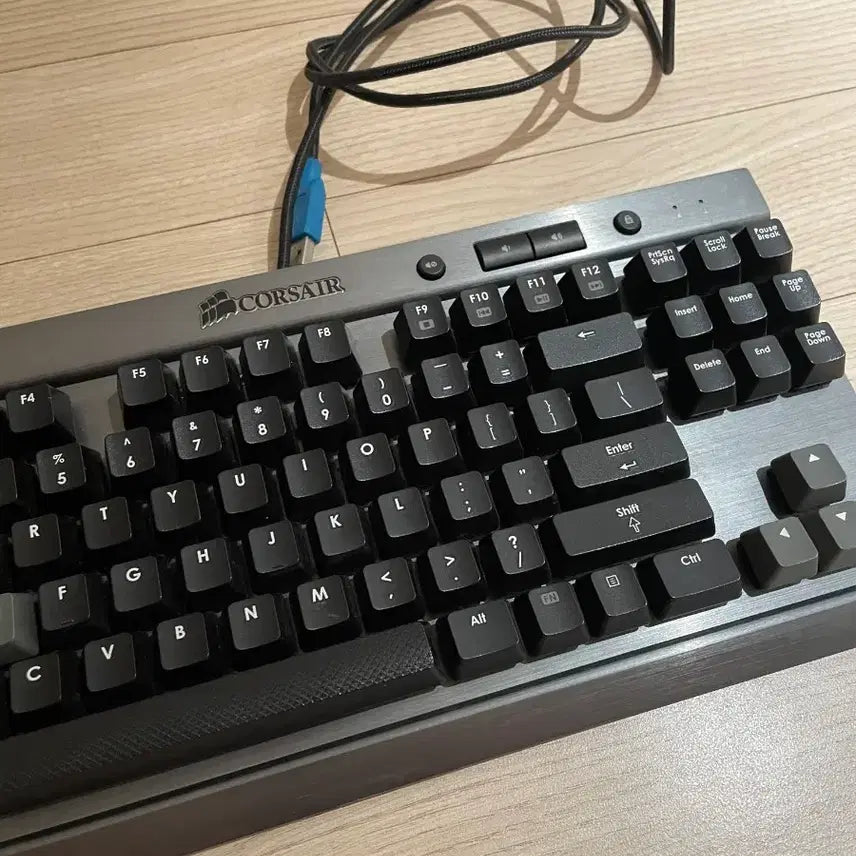 [BUNJANG] Corsair K65 Cherry MX Red Mechanical Keyboard / 커세어 키보드 K65 체리적축