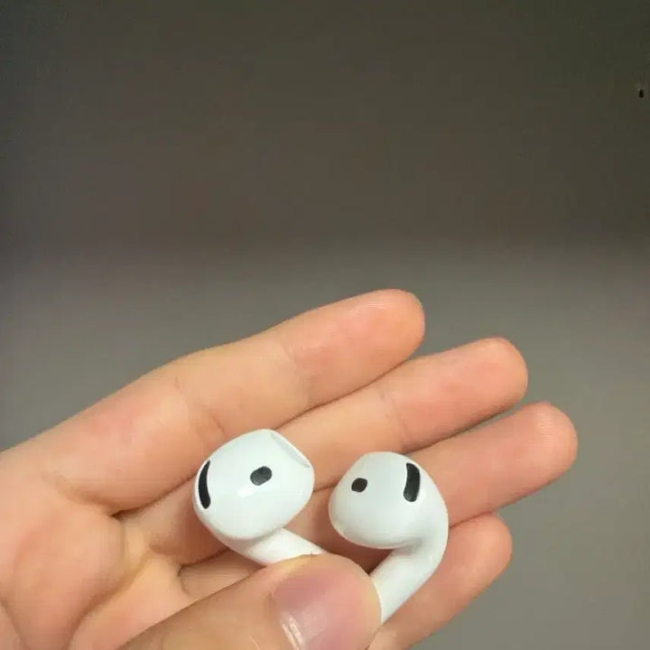 [BUNJANG] Apple AirPods 4th Gen Noise Cancelling - Sealed / 에어팟4 팔아요