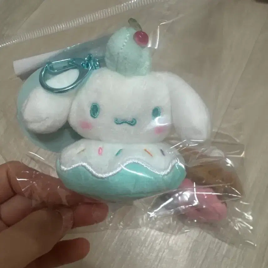 [BUNJANG] Cinnamoroll Mocha Cafe Goods Sticker, Plush Doll, Keyring / 시나모롤 모카 카페 굿즈 스티커 인형 키링