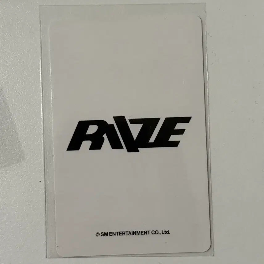 [BUNJANG] RIIZE Archive Pop-up Wonbin 1st Entry Photocard / 라이즈 아카이브 팝업 원빈 1차 입장 포카 양도