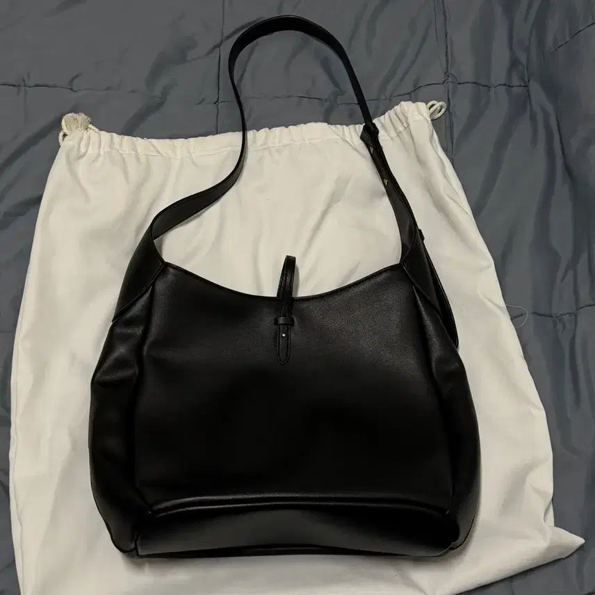 [BUNJANG] LEMAIRE Croissant Bag Black / 르메메 삭 로망 블랙
