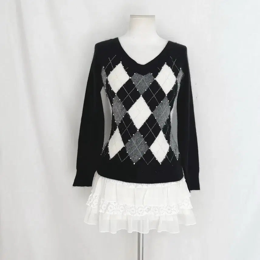 [BUNJANG] Mood Bridge Vintage Argyle Angora V-Neck Sweater / 무드브릿지 빈티지 아가일 앙고라 브이넥 로걀탑 니트 잉그니 세실맥비