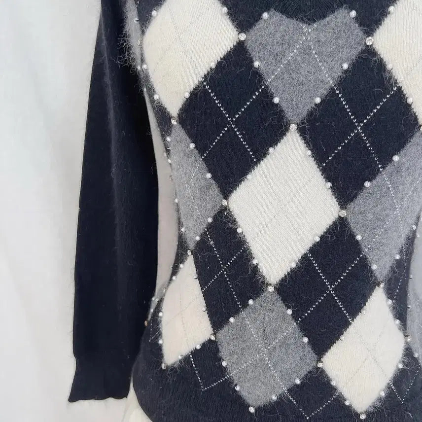 [BUNJANG] Mood Bridge Vintage Argyle Angora V-Neck Sweater / 무드브릿지 빈티지 아가일 앙고라 브이넥 로걀탑 니트 잉그니 세실맥비