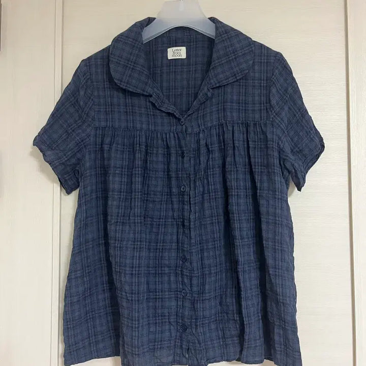 [BUNJANG] Letter From Moon Checkered Shirt Blouse / 레터프롬문 체크셔츠 블라우스