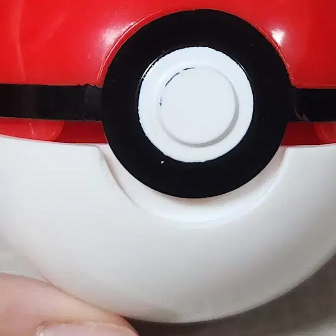 [BUNJANG] Pokemon Pikachu Figure Capsule Toy Ring / 포켓몬스터 피카츄 피규어 캡슐 토이 반지