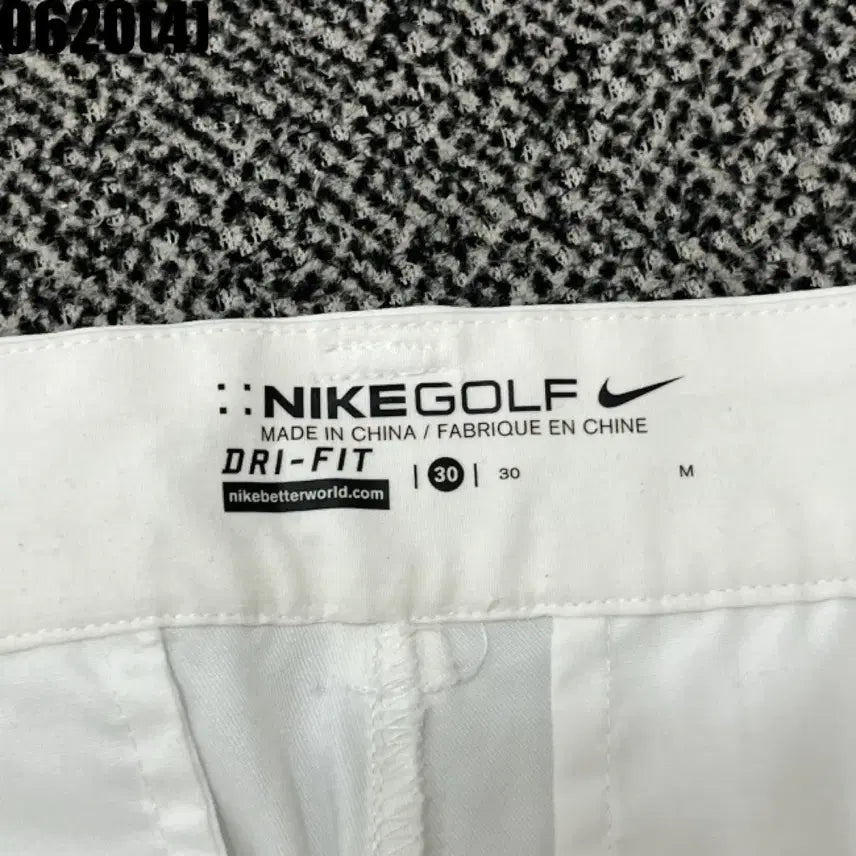 [BUNJANG] Nike Golf White Functional Training Pants Vintage / [30] 나이키 골프 | 화이트 기능성 트레이닝 팬츠 (빈티지 0620)