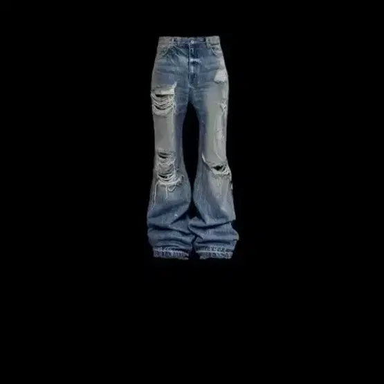 [BUNJANG] Emosstance Club Distressed Flare Jeans Size 1 / 에모스탠스클럽 디스트로이드 플레어 진 1사이즈
