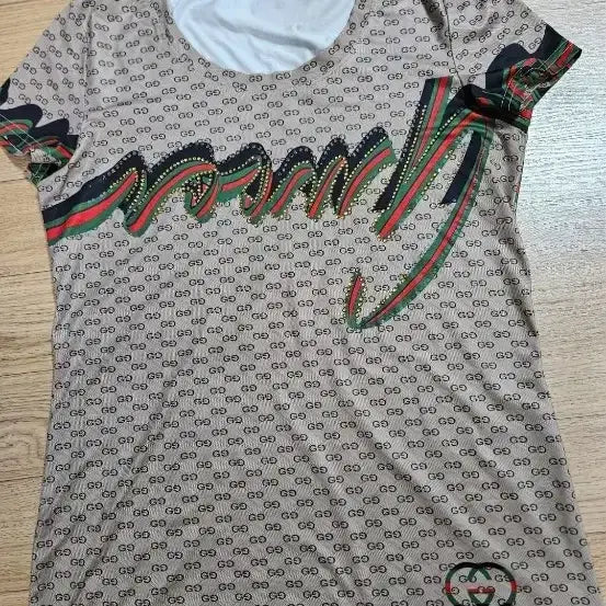 [BUNJANG] Gucci GG Pattern Short Sleeve T-Shirt Beige / GG 패턴 반팔 티셔츠 베이지 66