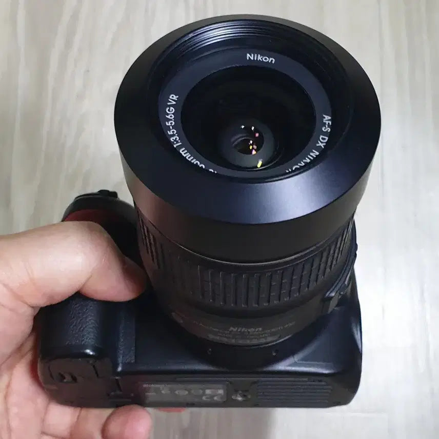 [SOLD OUT] 니콘 D3000+AF-S 18-55 G VR 렌즈 정품세트 2천컷