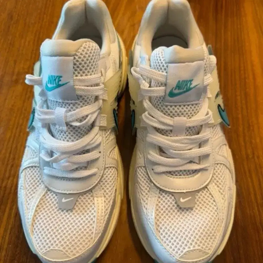 [BUNJANG] Nike V2K Run Sneakers Blue / 나이키 v2k런 블루 나이키 정품 상태좋음