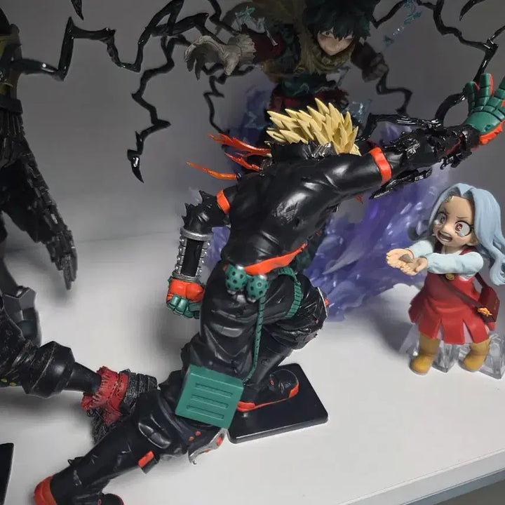 [BUNJANG] My Hero Academia Bakugo D Figure / [개봉양품]최저가 제일복권 나히아 이어지는마음 바쿠고D 피규어 팝니다
