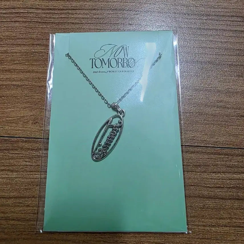 [BUNJANG] fromis_9 Park Ji-won Necklace with Photocard / 프로미스나인 목걸이