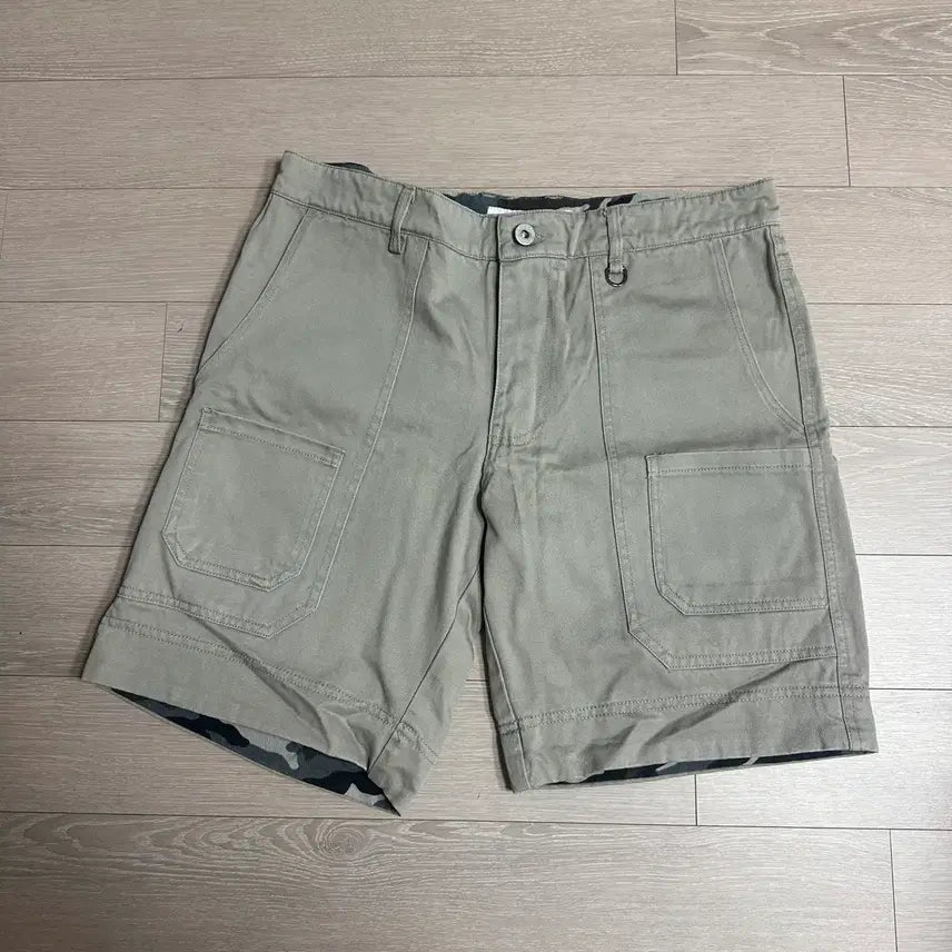 [BUNJANG] Striped Short Sleeve T-Shirt and Shorts Set / 스트라이프 반팔 티셔츠 반바지 세트