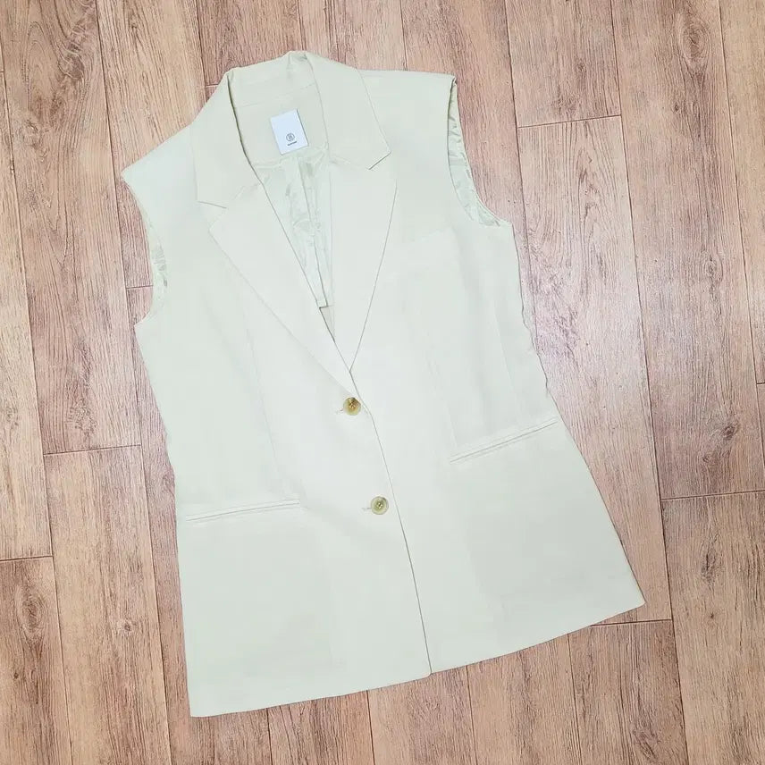 [BUNJANG] Blossom H Company Sleeveless Jacket Ivory / 블러썸에이치컴퍼니 슬리브리스 자켓 55-66