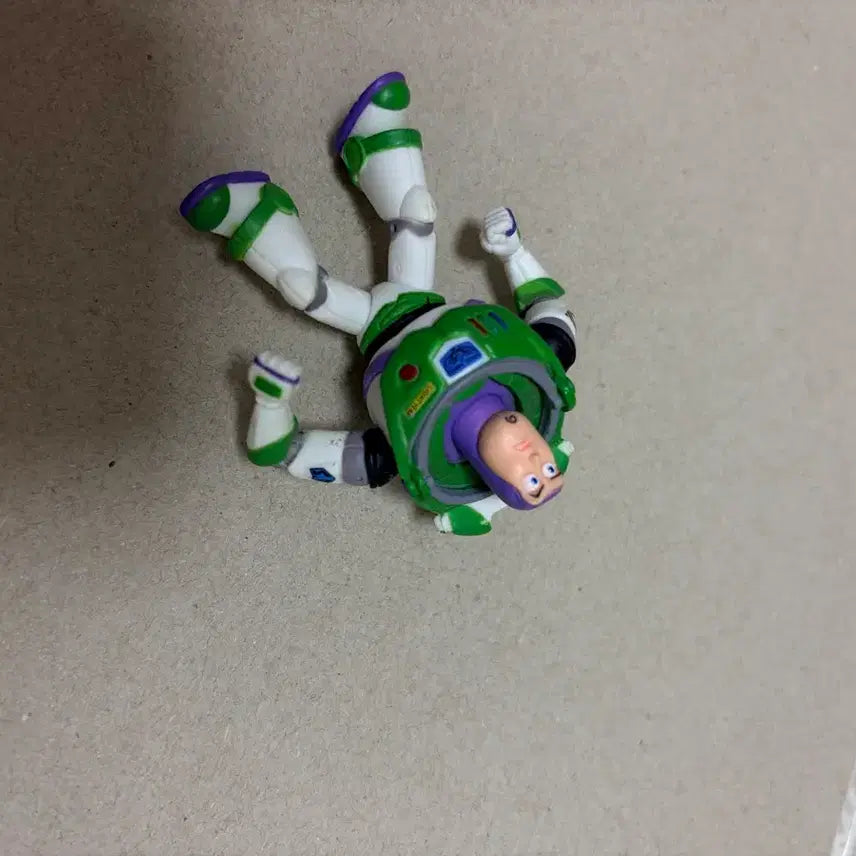 [BUNJANG] Toy Story Buzz Lightyear Figure / 토이 스토리 버즈 라이트이어 피규어