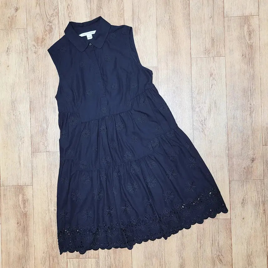 [BUNJANG] Diane von Furstenberg Eyelet Dress Navy / 다이앤본퍼스텐버그(DVF) 아일렛 원피스 44