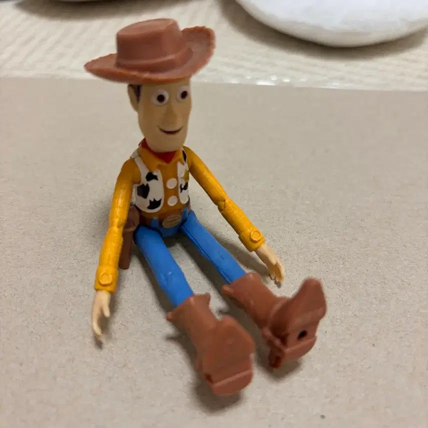[BUNJANG] Toy Story Woody Figure / 토이스토리 우디 피규어