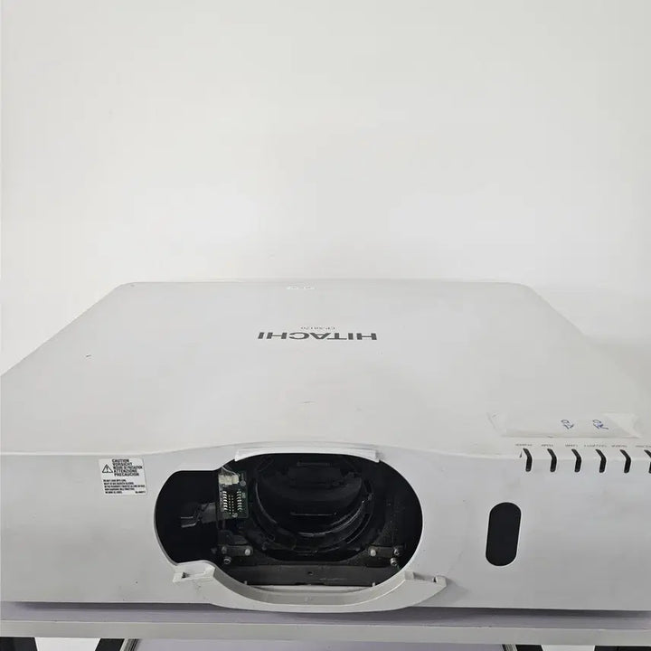 [BUNJANG] Hitachi MVP-X6200 Projector / 히타치 MVP-X6200 프로젝터 판매합니다.