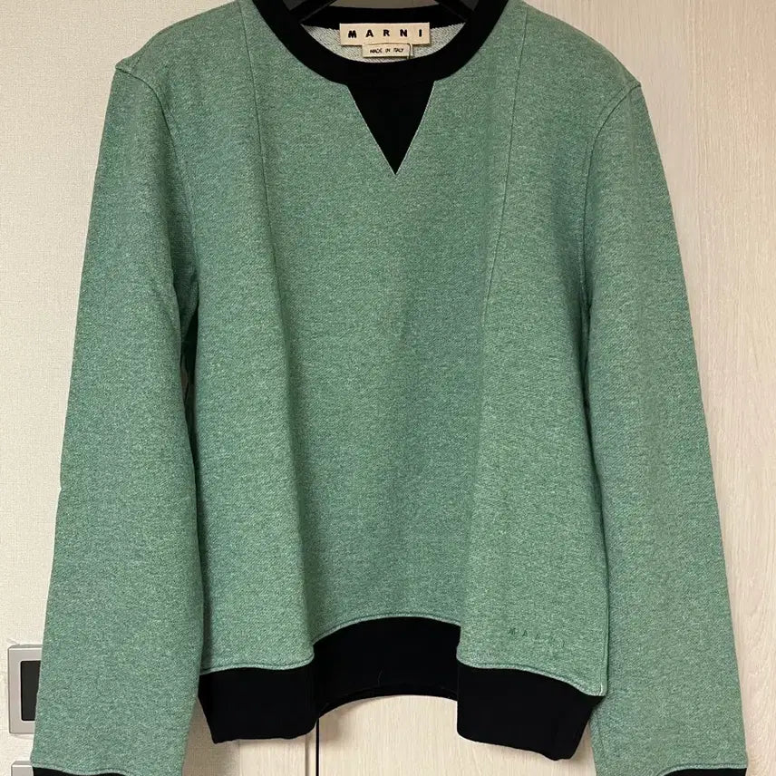 [BUNJANG] Marni Contrast Sweatshirt / 마르니 콘스트라스 스웻셔츠
