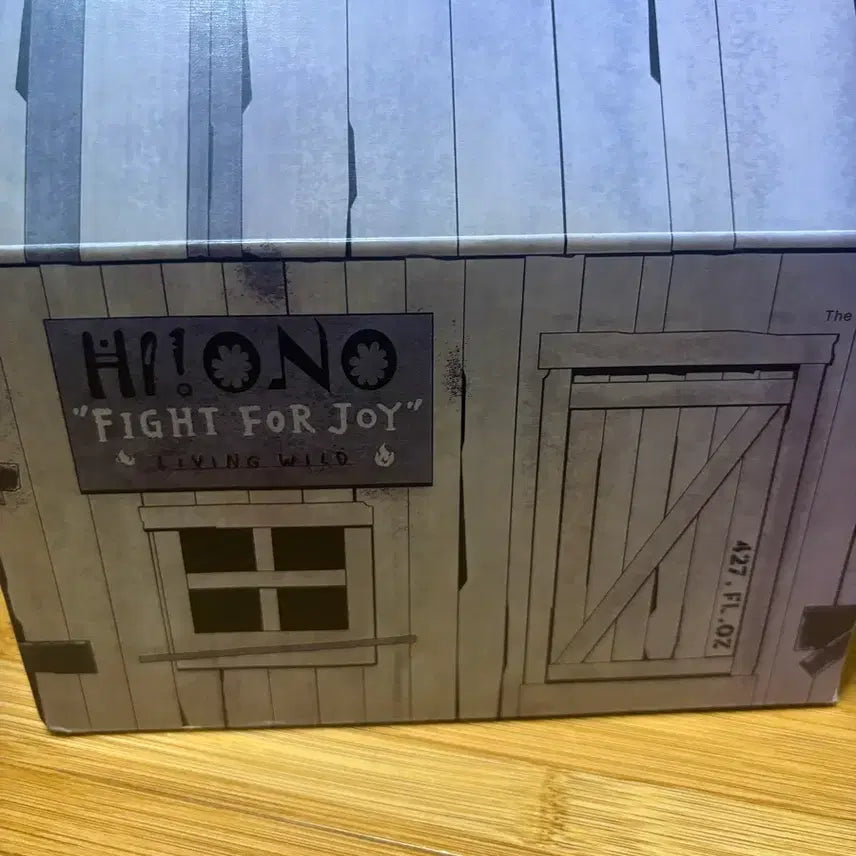 [BUNJANG] Hirono Living Wild Fight for Joy Plush Bear / 히로노 리빙 와일드 파이트 포 조이 플러시곰인형