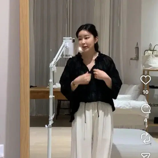 [BUNJANG] The Barns Blouse / 인더바즈 블라우스 새상품