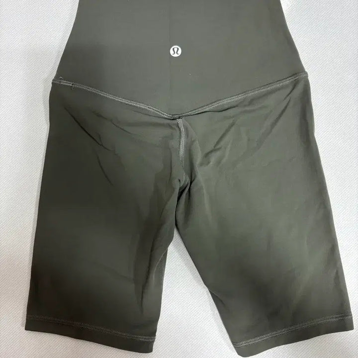 [BUNJANG] Lululemon Align High-Rise 8-Inch Shorts Size 2 / 룰루레몬 얼라인 쇼츠 8