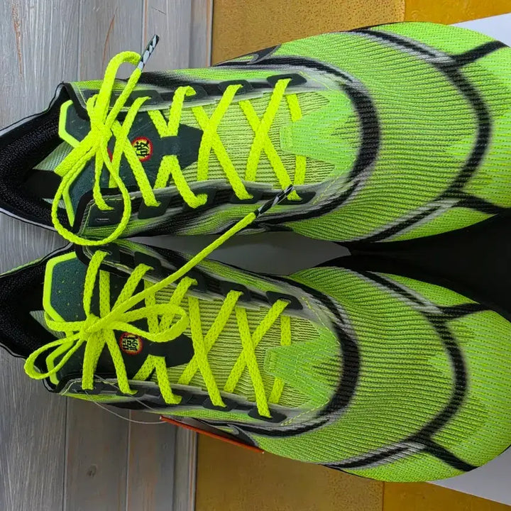 [BUNJANG] Nike Road Racing VF Fluorescent Running Shoes / 나이키 로드 레이싱 VF 형광색 운동화