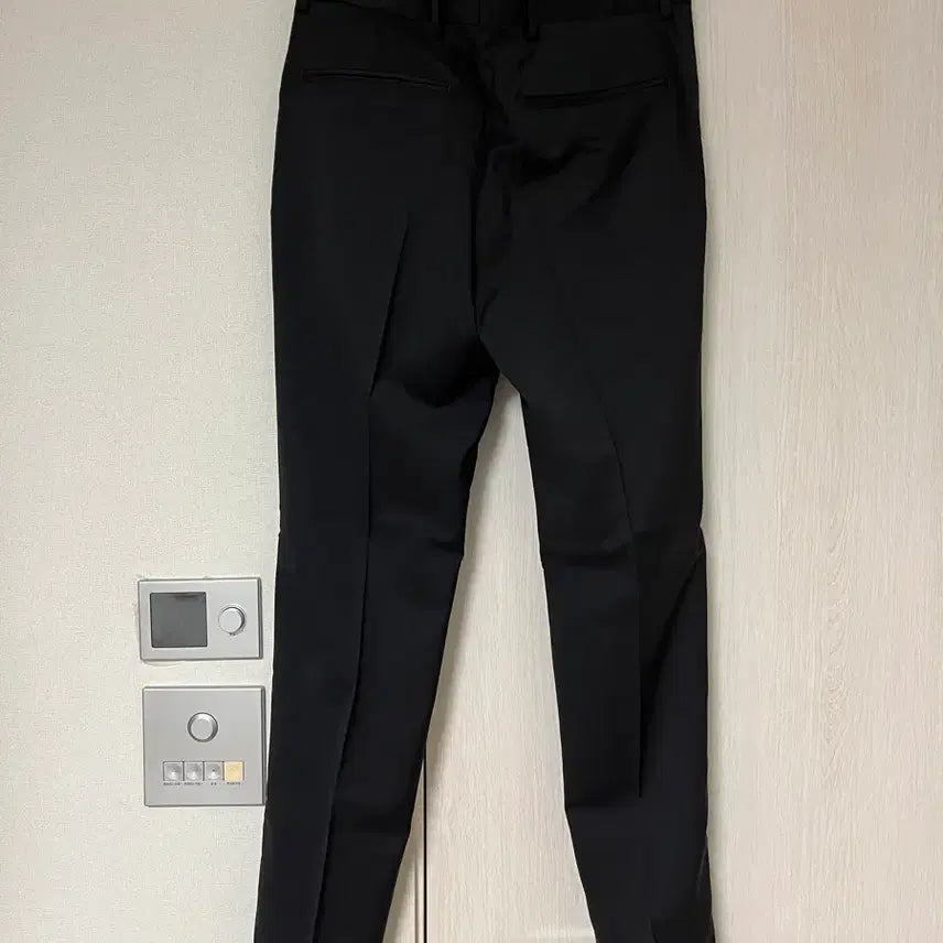 [BUNJANG] COS Slim Fit Slacks / 코스 슬림핏 슬랙스 / 44