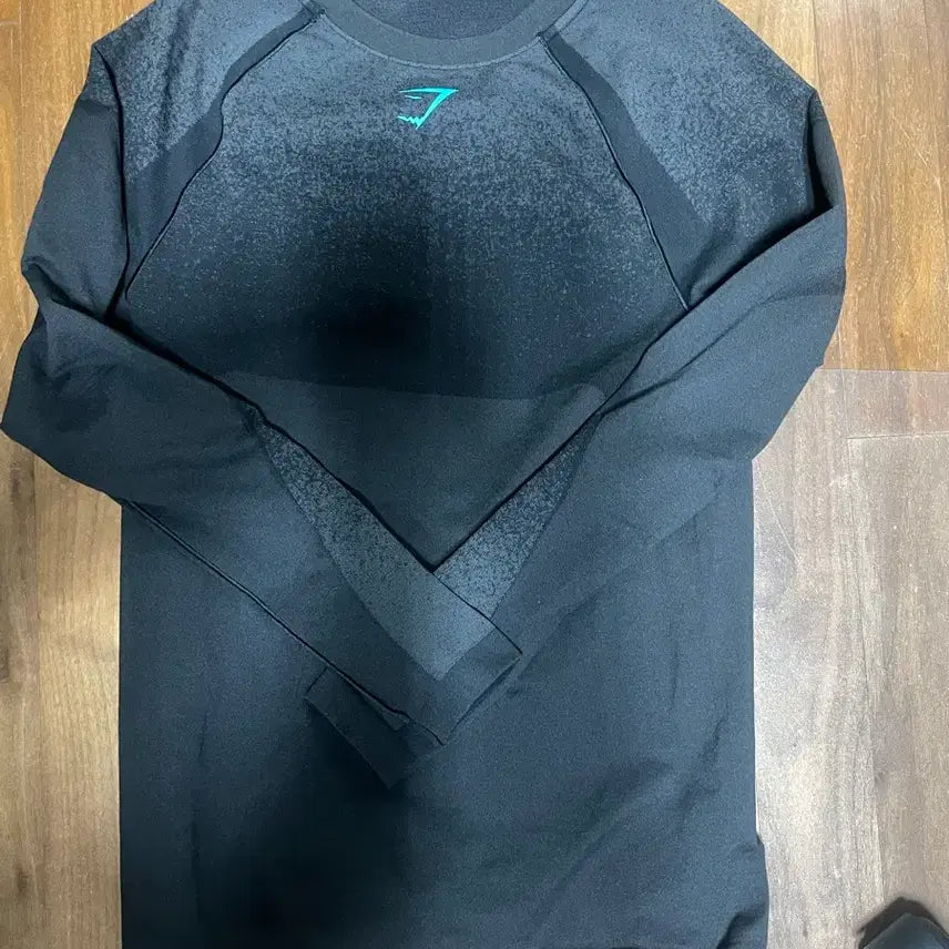 [BUNJANG] Gymshark Shadow Seamless Top / 짐샤크 쉐도우 심리스