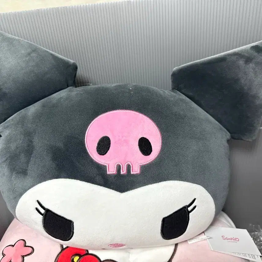 [BUNJANG] Kuromi Face Cushion New / 쿠로미 얼굴쿠션 새상품