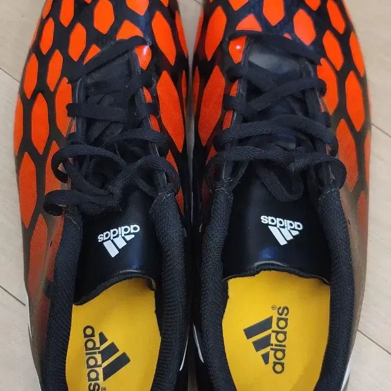 [BUNJANG] Adidas Predator Football Boots 260mm / 아디다스 프레데터 축구화 260mm