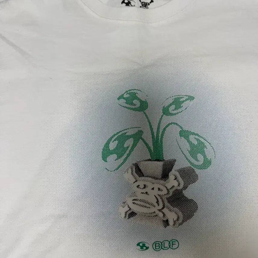[BUNJANG] Sansan Gear BLF Short Sleeve T-Shirt / 산산기어 blf 반팔