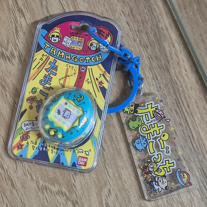 [BUNJANG] Tamagotchi Miniature Keychain / 초대 다마고치 미니어처 키링