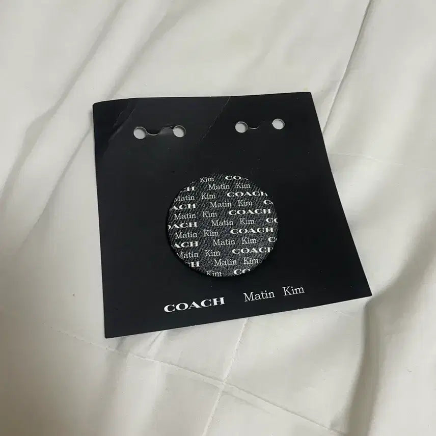[BUNJANG] Coach x MATIN KIM Badge / 코치 마뗑킴 뱃지