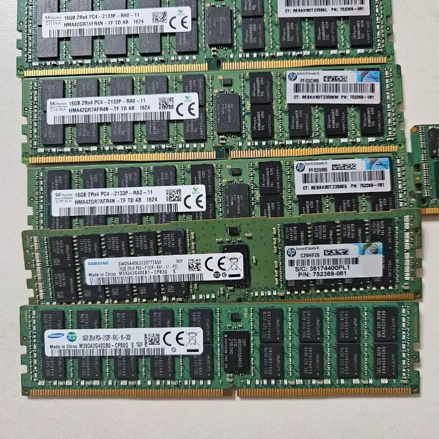 [BUNJANG] SK Hynix/Samsung 16GB DDR4 PC4-2133P RAM Module / SK하이닉스/삼성 16GB DDR4 PC4-2133P 램 팝니다