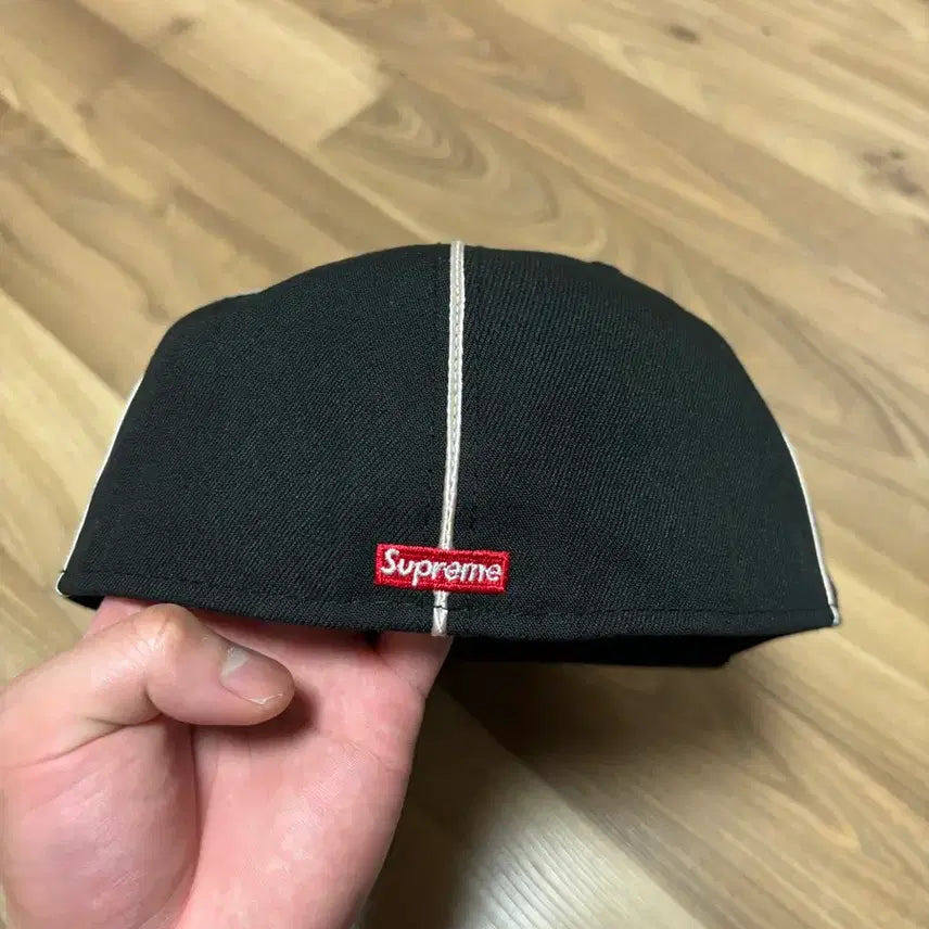 [BUNJANG] Supreme Piping New Era Cap Black 60.6cm / 슈프림 파이핑 뉴에라 블랙 60.6cm