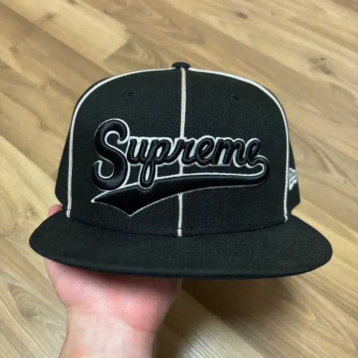 [BUNJANG] Supreme Piping New Era Cap Black 60.6cm / 슈프림 파이핑 뉴에라 블랙 60.6cm