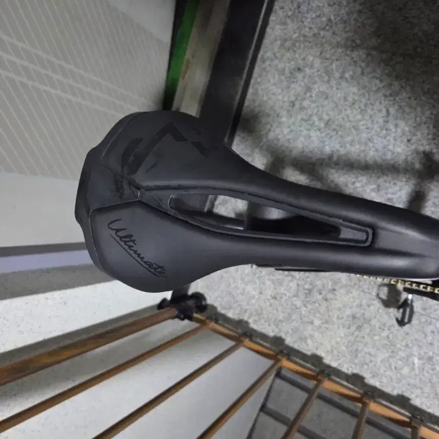 [BUNJANG] Zipp SL Speed Seatpost Saddle Set / 짚 sl speed 싯포스트 안장셋 팝니다.
