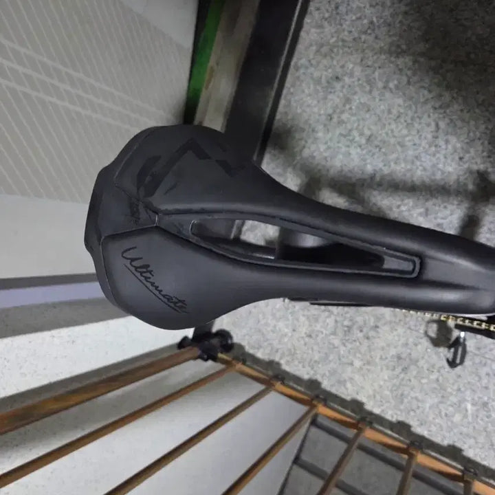 [BUNJANG] Zipp SL Speed Seatpost Saddle Set / 짚 sl speed 싯포스트 안장셋 팝니다.