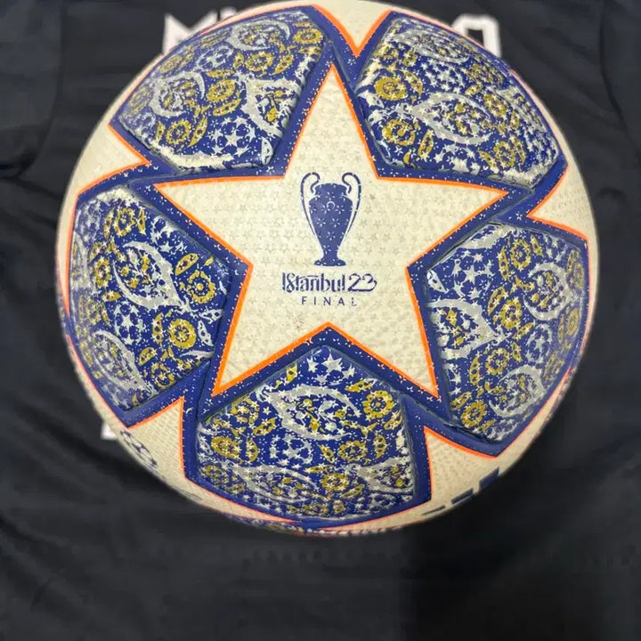 [BUNJANG] Adidas UCL 22-23 Istanbul Finale Official Match Ball / 아디다스 UCL 22-23 이스탄불 피날레 오피셜 매치볼