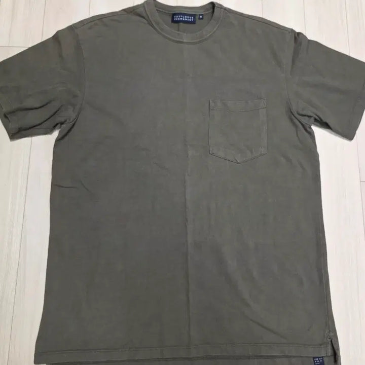 [BUNJANG] Eastlogue Permanent Pocket T-Shirt (M Size) / [M사이즈] 이스트로그퍼머넌트 포켓반팔티 올리브,오트밀