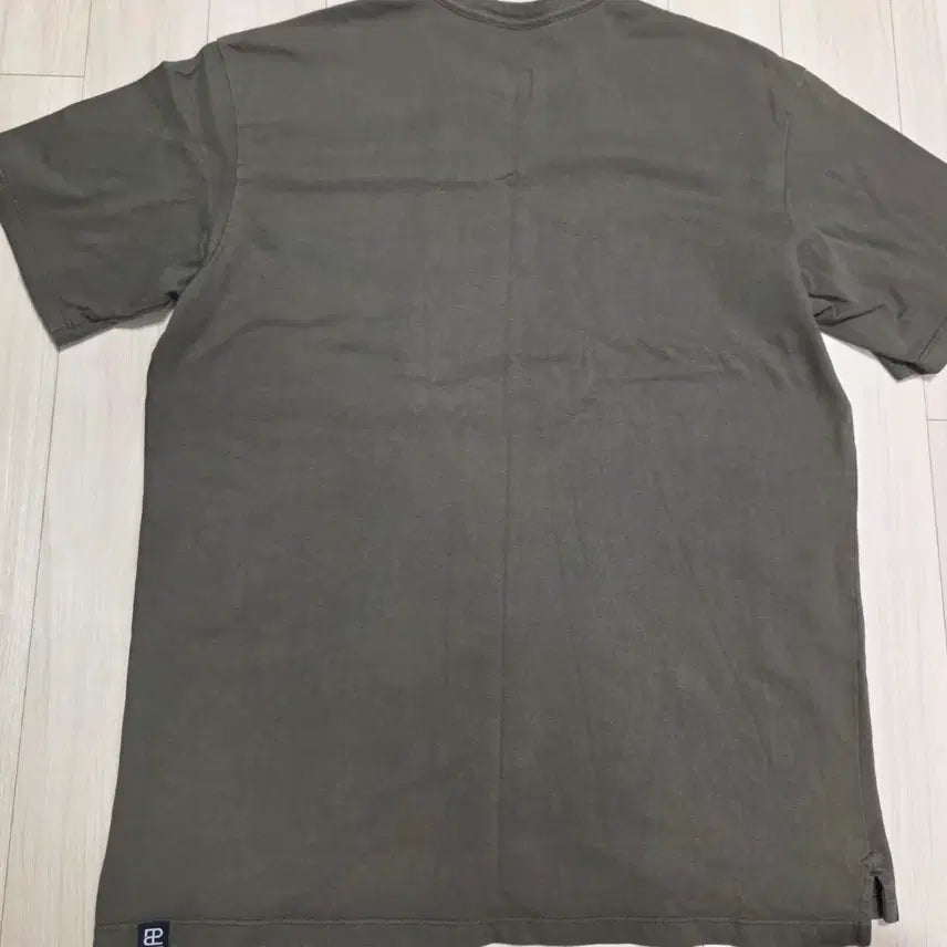 [BUNJANG] Eastlogue Permanent Pocket T-Shirt (M Size) / [M사이즈] 이스트로그퍼머넌트 포켓반팔티 올리브,오트밀