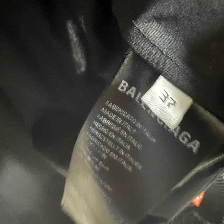 [BUNJANG] Balenciaga Wave Logo Shirt Size 37 / 발렌시아가 웨이브로고 셔츠 37사이즈