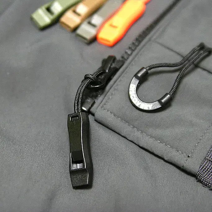 [BUNJANG] DuraFlex Whistle Puller CSW-1 Emergency Zipper Pull Set / 비상용 호루라기 지퍼 풀 (미사용, 등산, EDC, 캠핑, 낚시)