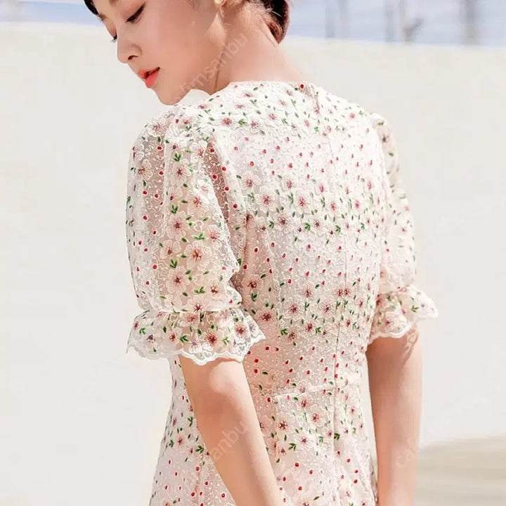 [BUNJANG] IMVELY Flower Lace Embroidered Dress / 임블리(IMVELY) 플라워레이스 자수원피스 44-55 새상품