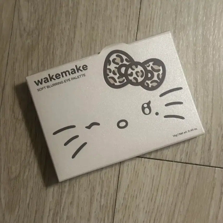 [BUNJANG] WAKEMAKE Gally Kitty Classy Nude Blurring Palette / 웨이크메이크 갸루키티 클래시 누드 블러링 팔레트