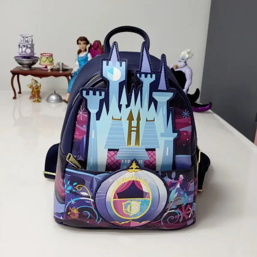 [BUNJANG] Disney Cinderella Castle Backpack / Disney 디즈니 신데렐라 캐슬 백팩