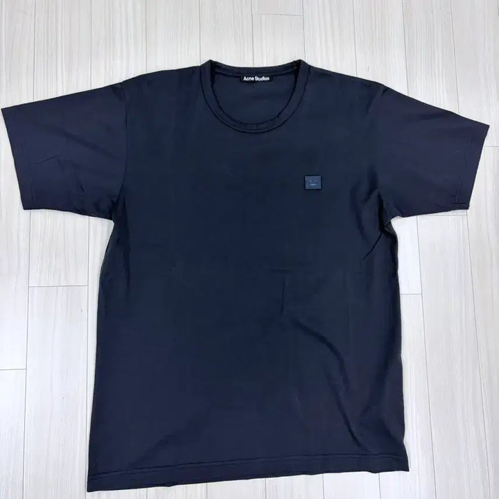 [BUNJANG] Acne Studios Face Logo Short Sleeve T-Shirt Navy / Acne Studios페이스 로고 반팔 티셔츠 네이비, 아크네 m사이즈
